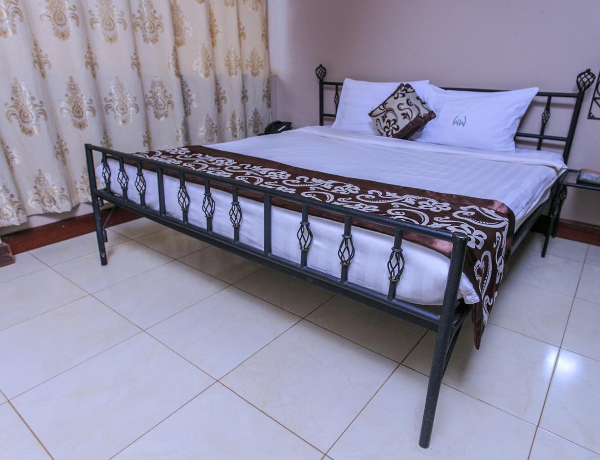Wash And Wills Hotel Mbale Buitenkant foto